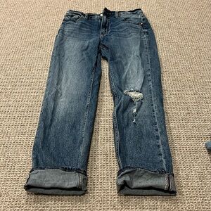 Womens 90s boyfriend jeans!